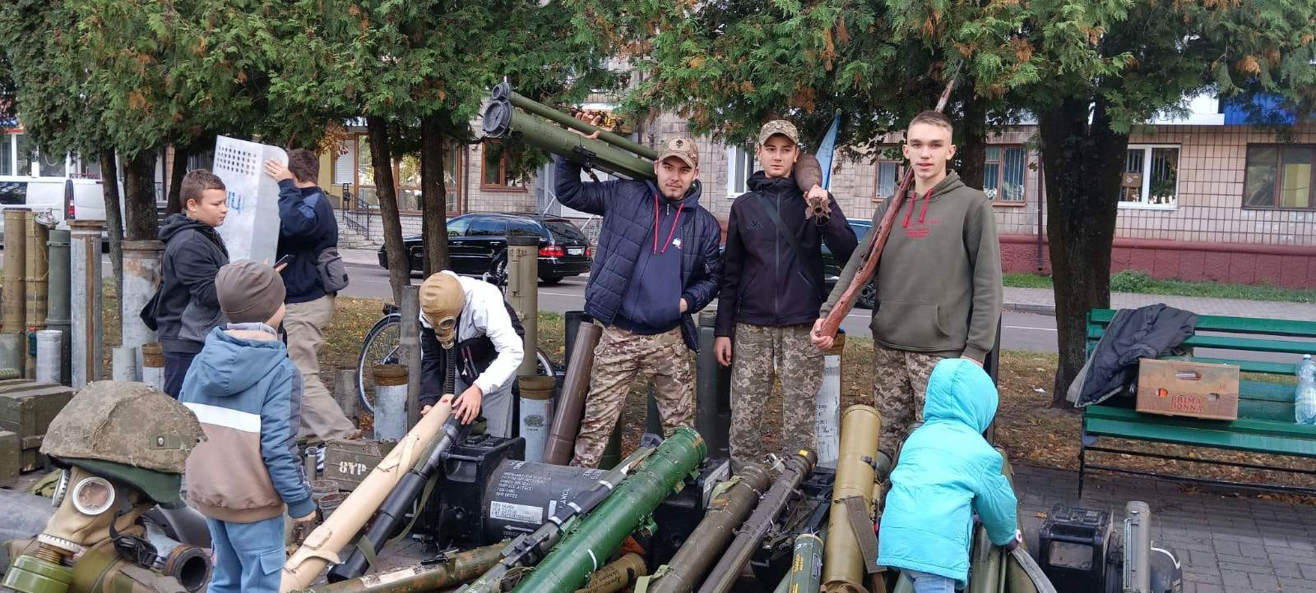благодійний ярмарок для ЗСУ Костопіль Сарни